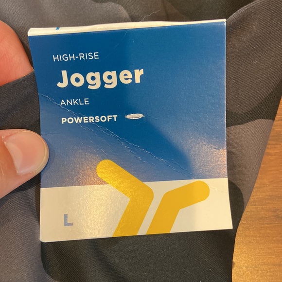 Maternity Old Navy Ankle Powersoft Jogger. Size Large. - Picture 4 of 4